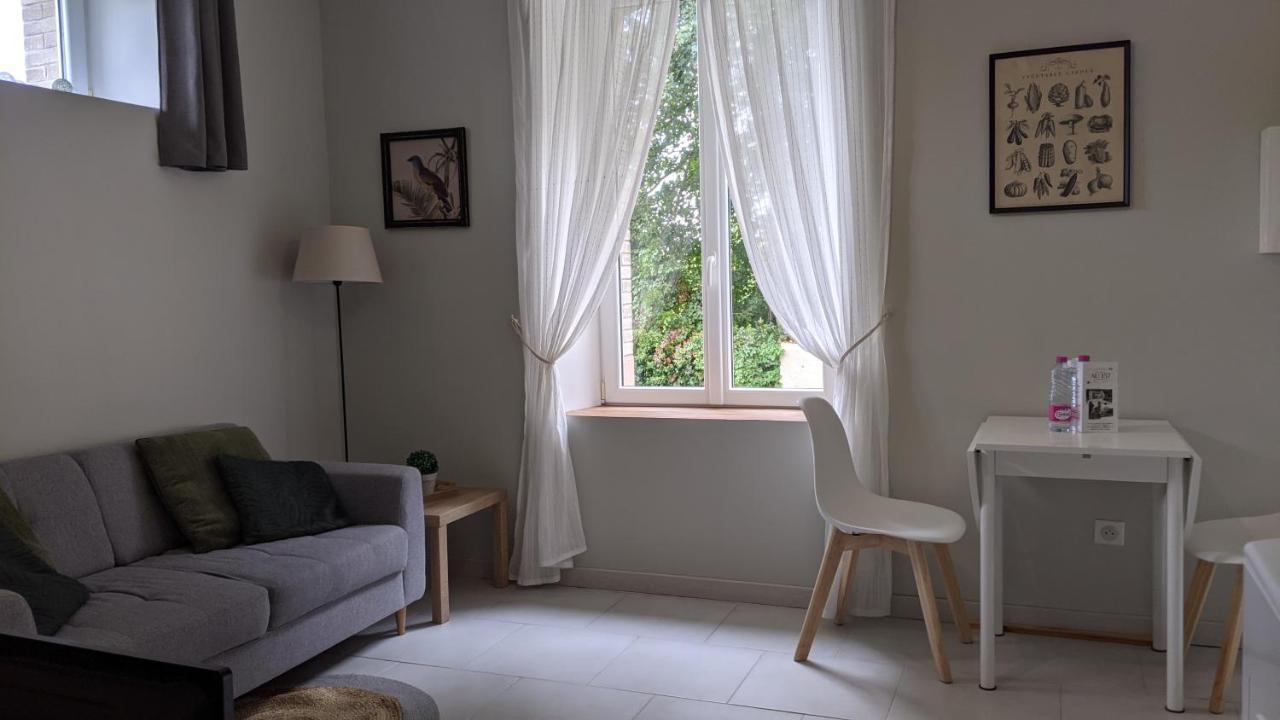 Au 157 - Locations Contrexeville Bagian luar foto